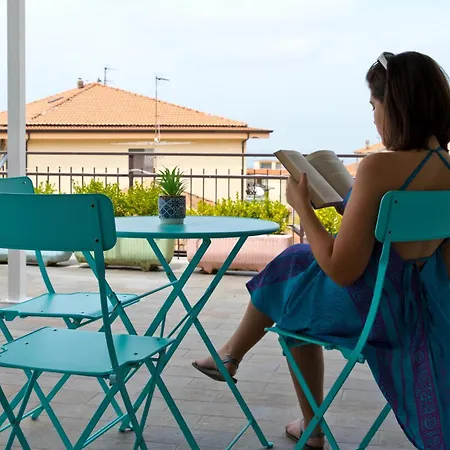 Frühstückspension La Terrazza Dei Tramonti *